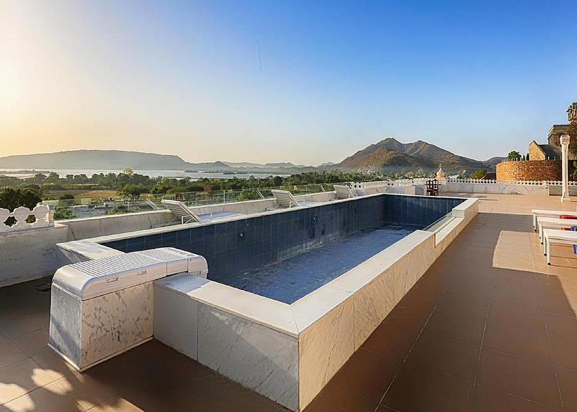 Rajasthan Udaipur Swimming Pool