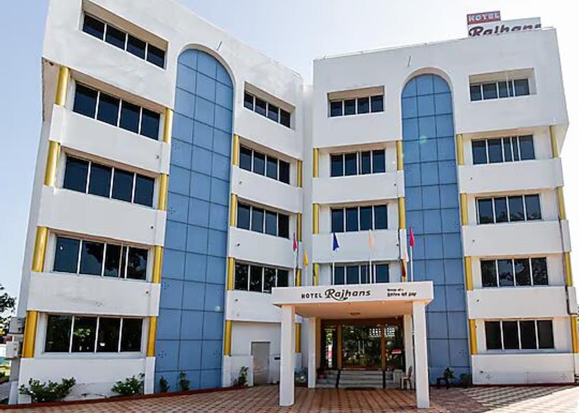 West Bengal Diamond Harbour Hotel Exterior