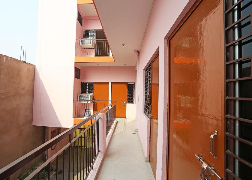 Uttar Pradesh Varanasi Public Areas