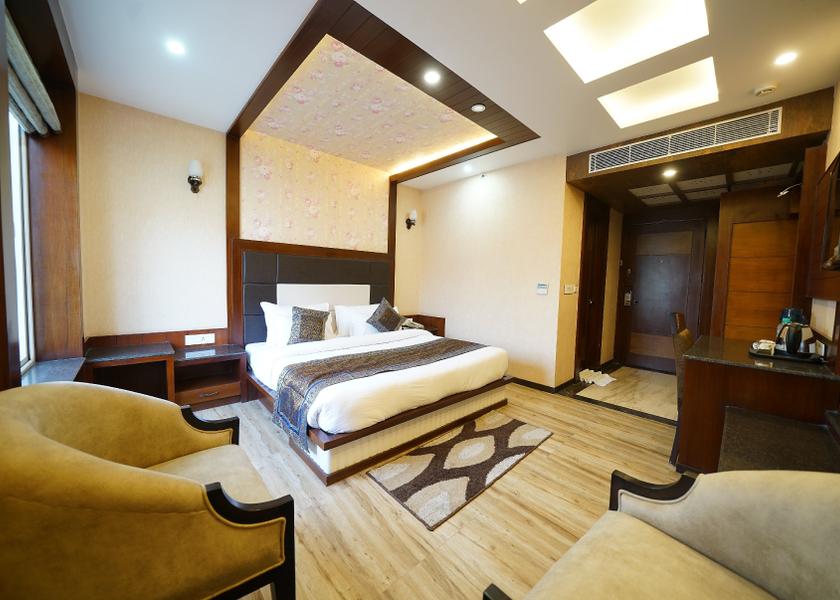 Uttar Pradesh Varanasi Deluxe Room