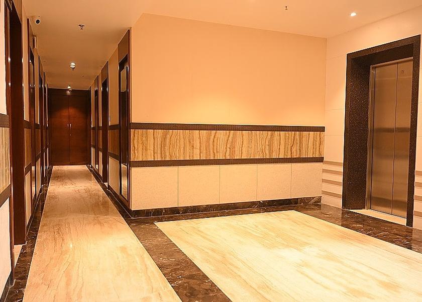 Uttar Pradesh Varanasi Public Areas