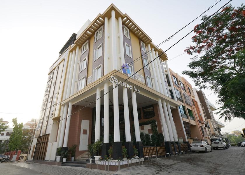 Uttar Pradesh Varanasi Facade
