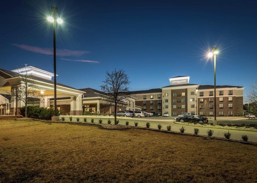 Texas Denton Exterior Detail