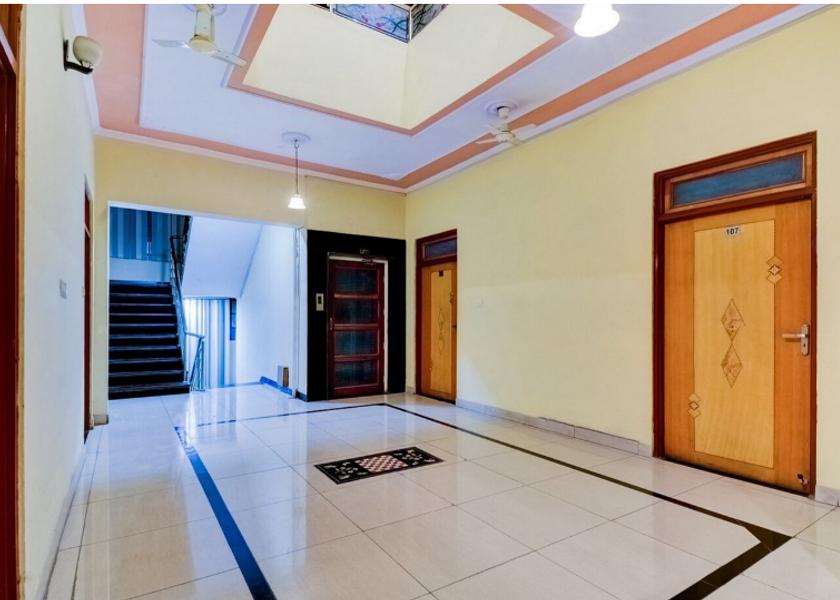Madhya Pradesh Ratlam Public Areas