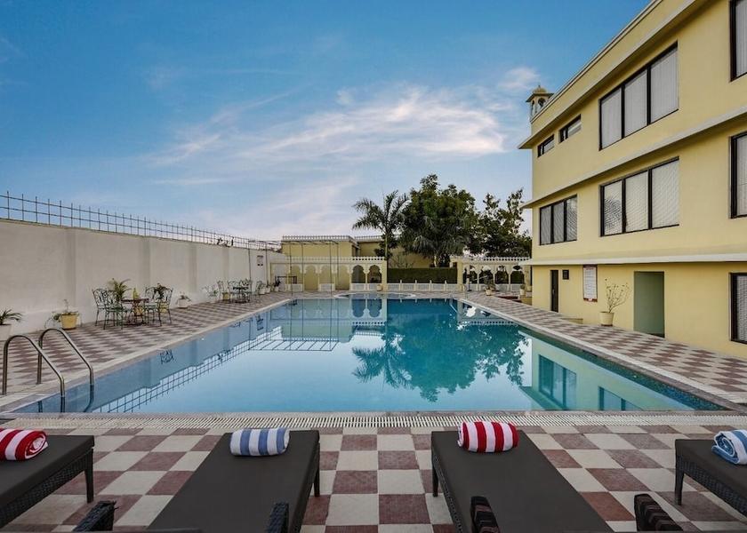 Rajasthan Udaipur Outdoor pool