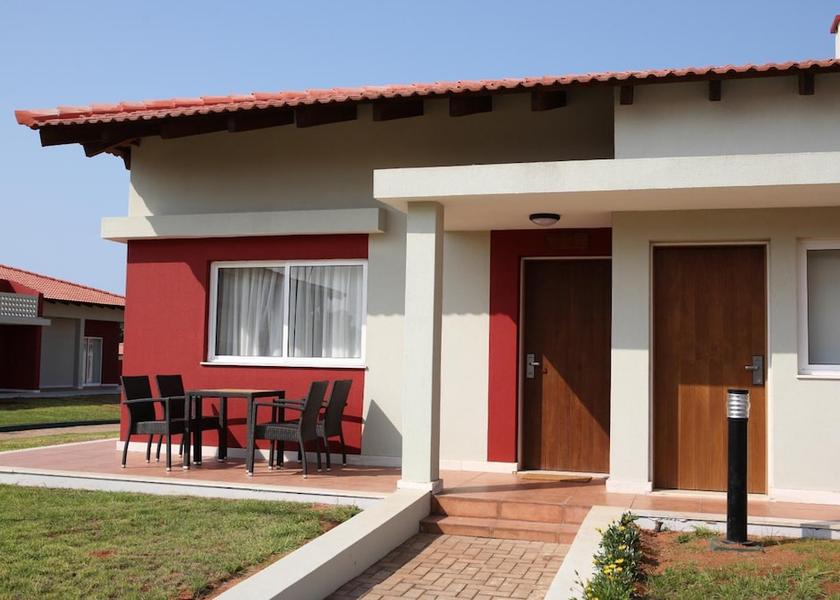  Maputo Exterior Detail