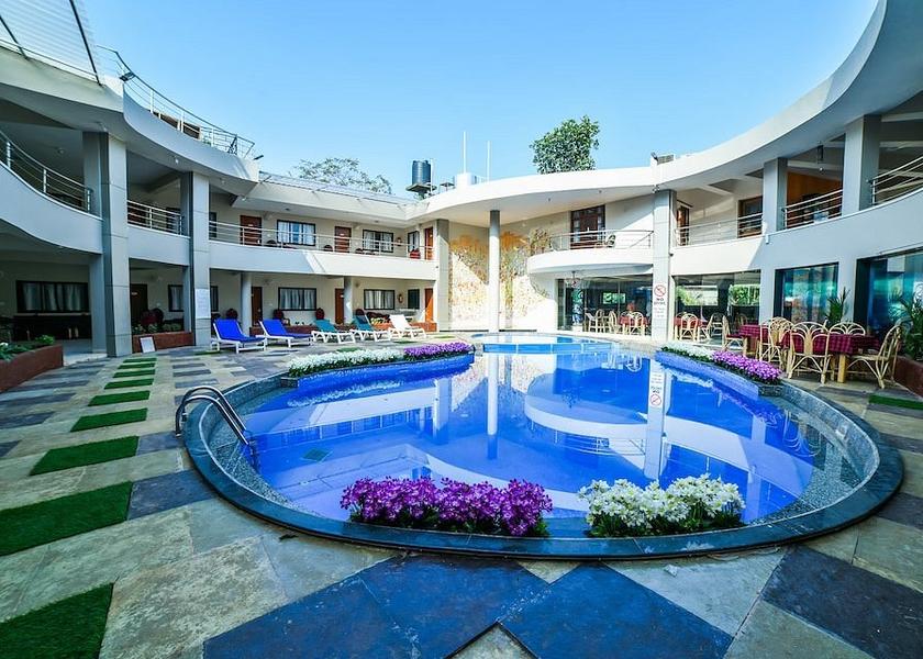 Goa Orlim Pool