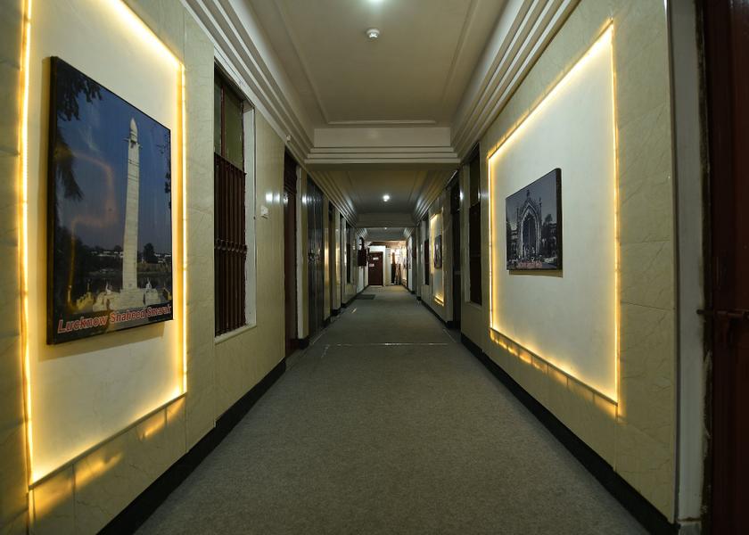 Uttar Pradesh Lucknow Public Areas