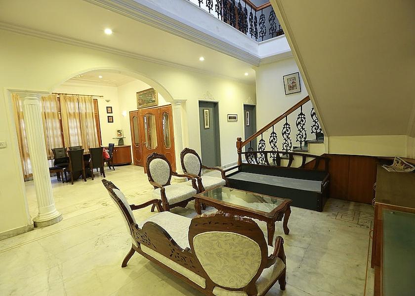 Uttar Pradesh Lucknow Public Areas