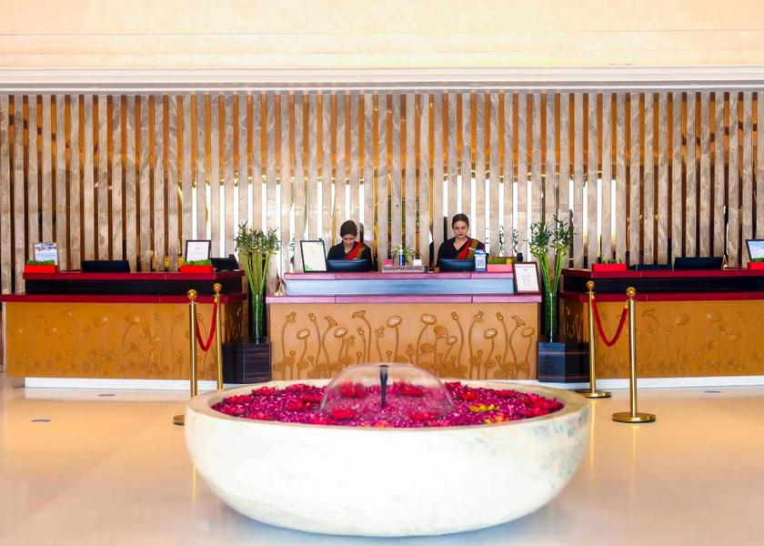 Uttar Pradesh Lucknow Public Areas