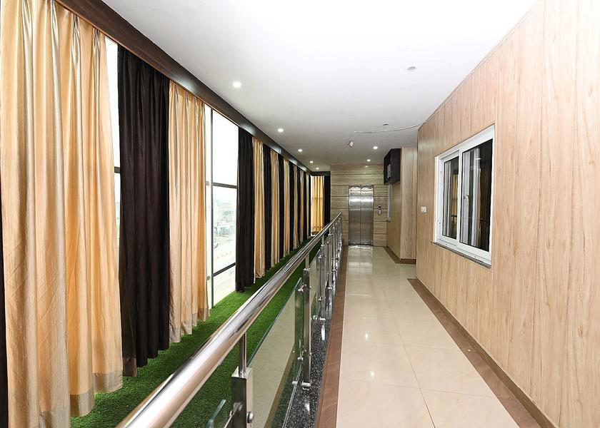 Uttar Pradesh Lucknow Public Areas