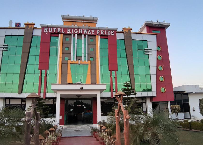 Rajasthan Jaipur Hotel Exterior