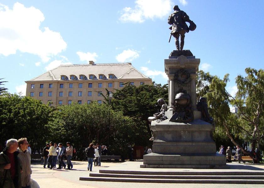 Magallanes Punta Arenas Facade