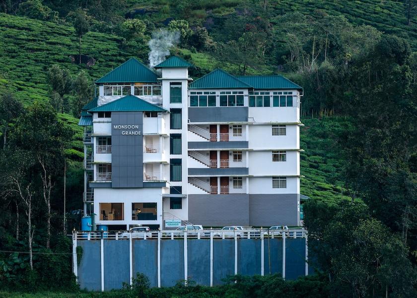 Kerala Munnar Front of property