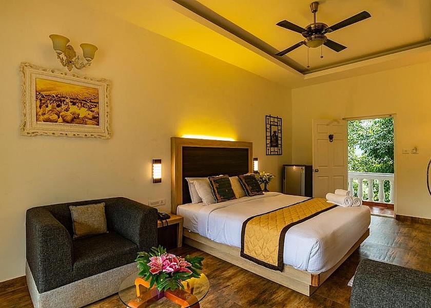 Kerala Munnar Deluxe Garden View with Balcony