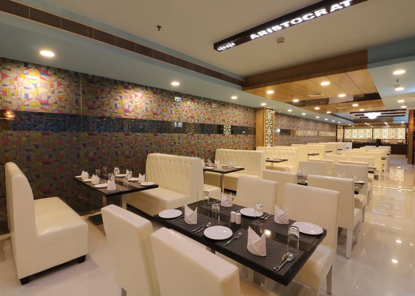 West Bengal Kolkata Food & Dining