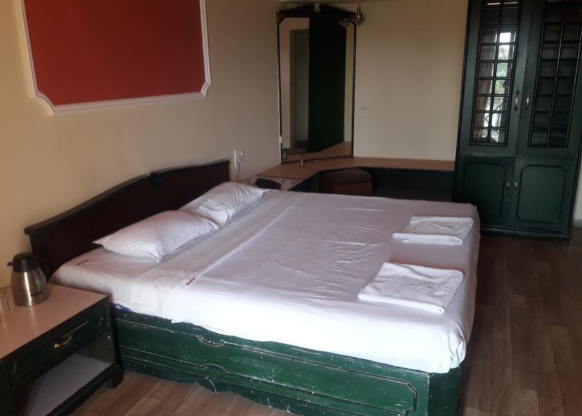 Maharashtra Pune Deluxe Non AC Room