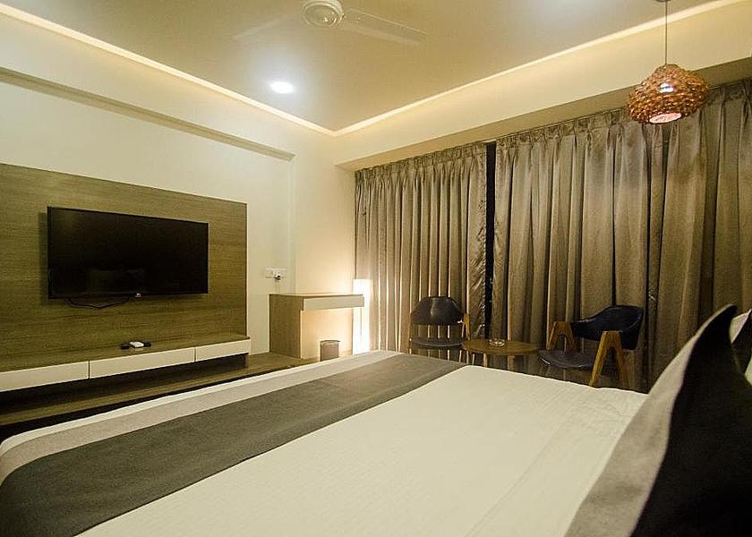 Gujarat Ahmedabad Super Deluxe Room (UNMARRIED COUPLE ARE NOT ALLOWED)