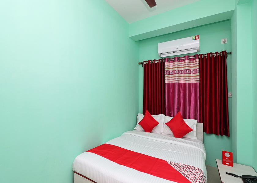 West Bengal Kolkata Classic Triple Room