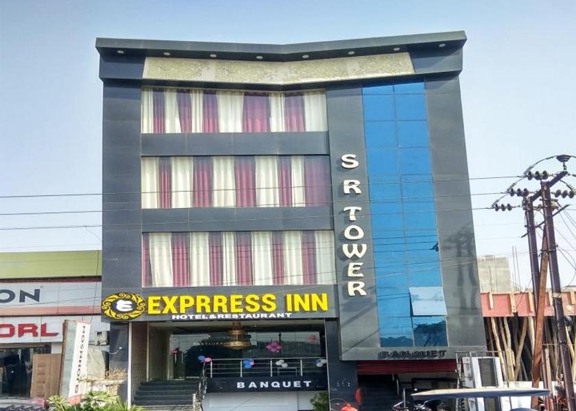 Uttar Pradesh Lucknow Hotel Exterior