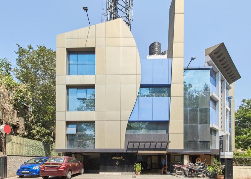 Maharashtra Pune Hotel Exterior