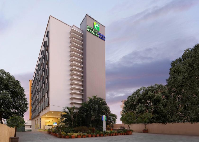 Maharashtra Pune Hotel Exterior