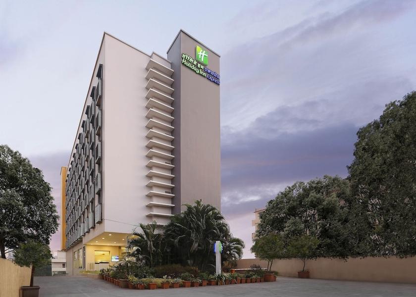 Maharashtra Pune Hotel Exterior