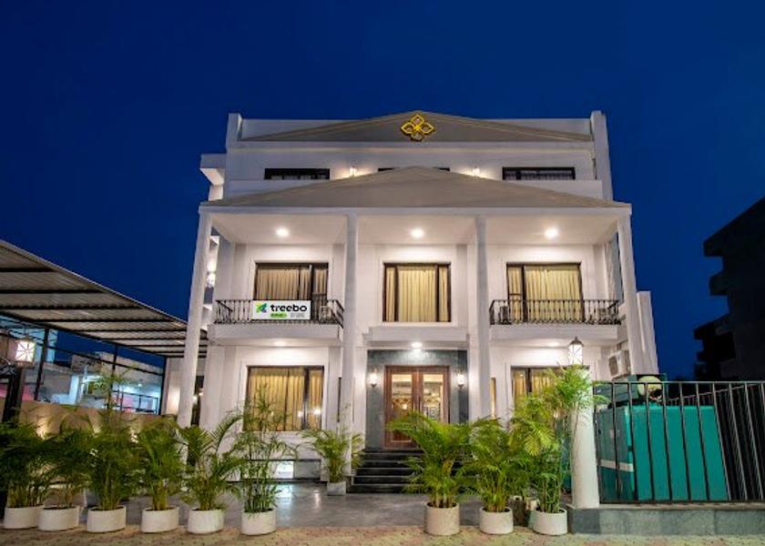 Haryana Gurugram Hotel Exterior