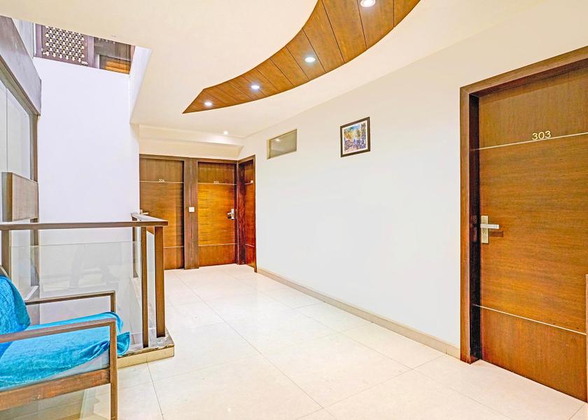Gujarat Vadodara Lobby