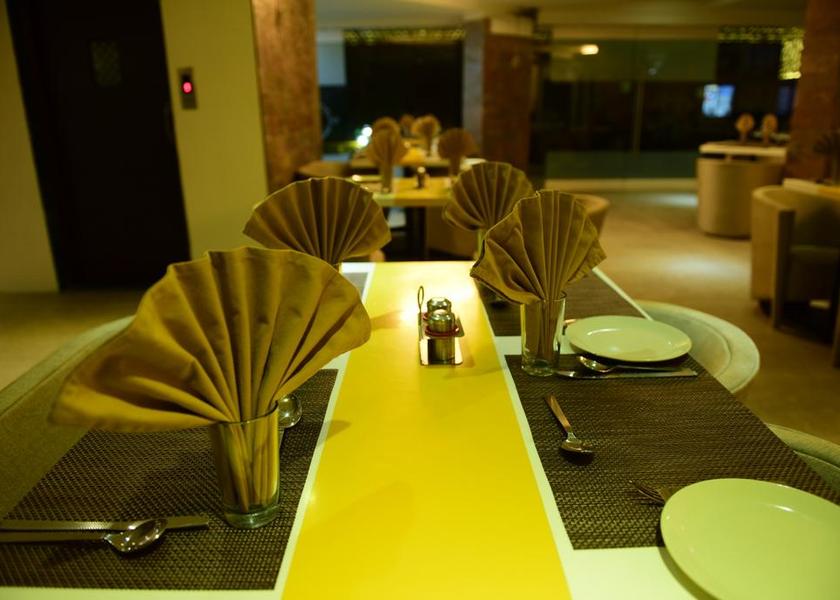 Gujarat Vadodara Food & Dining