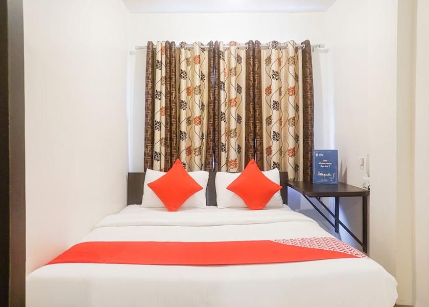 Maharashtra Pune Room