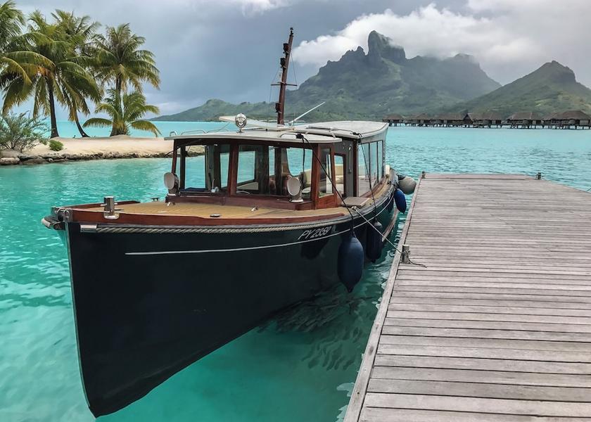  Bora Bora Entrance