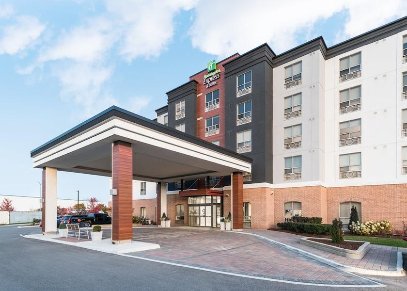 Ontario Milton Exterior Detail