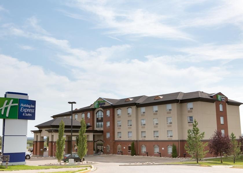 Alberta Drayton Valley Exterior Detail