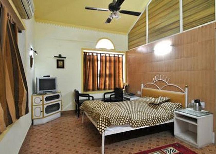 Rajasthan Jaipur Deluxe Room 