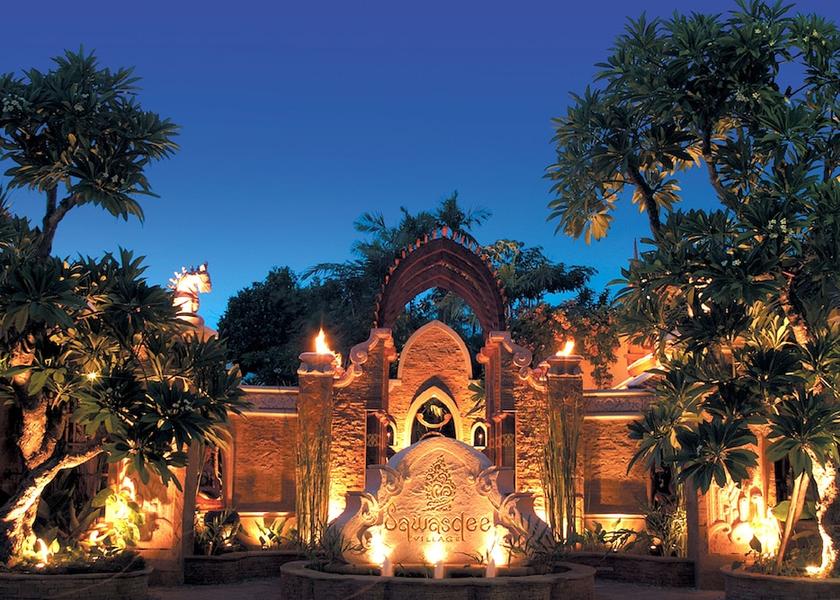 Phuket Province Karon Property entrance
