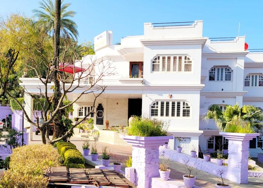 Rajasthan Mount Abu Hotel Exterior