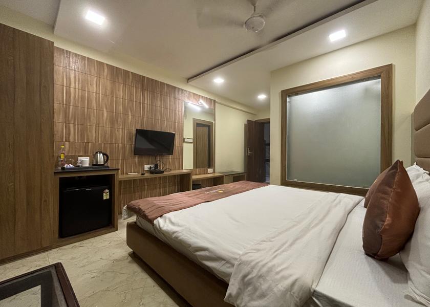 Madhya Pradesh Ujjain Super Deluxe Room
