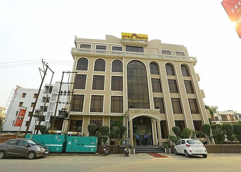 Uttar Pradesh Ghaziabad Exterior Detail
