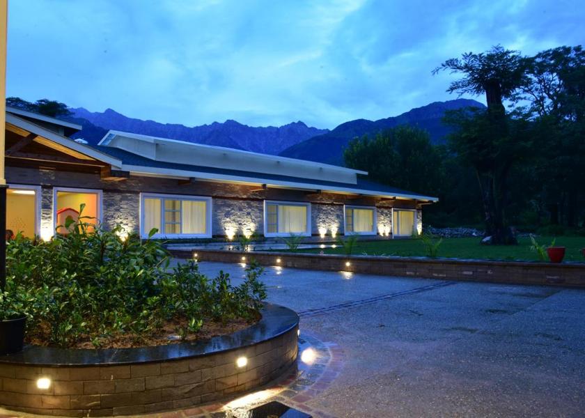 Himachal Pradesh Palampur Hotel Exterior
