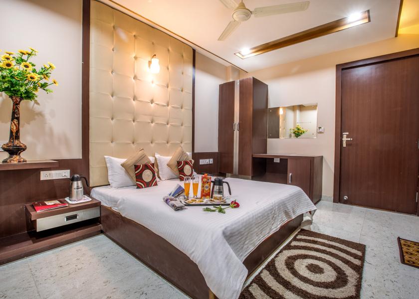 Uttar Pradesh Mathura Standard AC Room