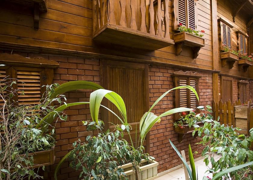 Istanbul Istanbul Garden view