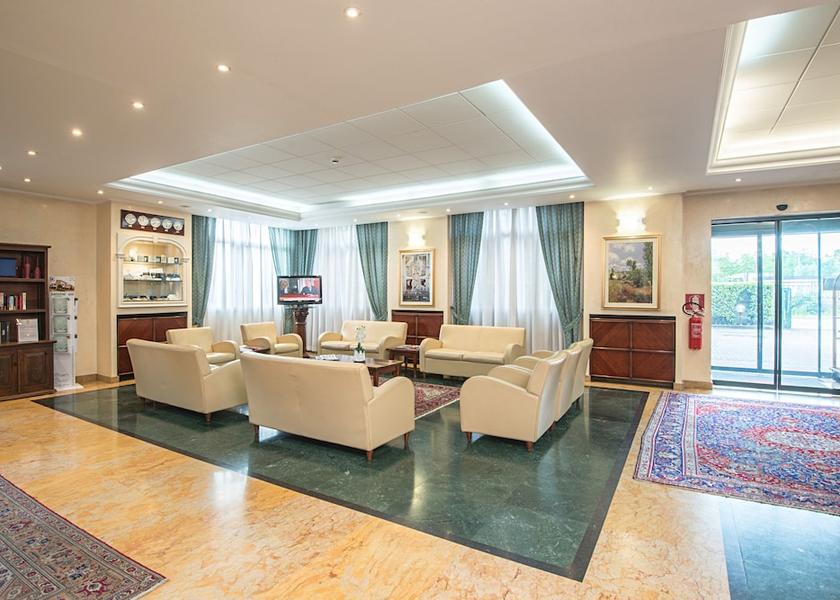 Lombardy Cesano Maderno Lobby