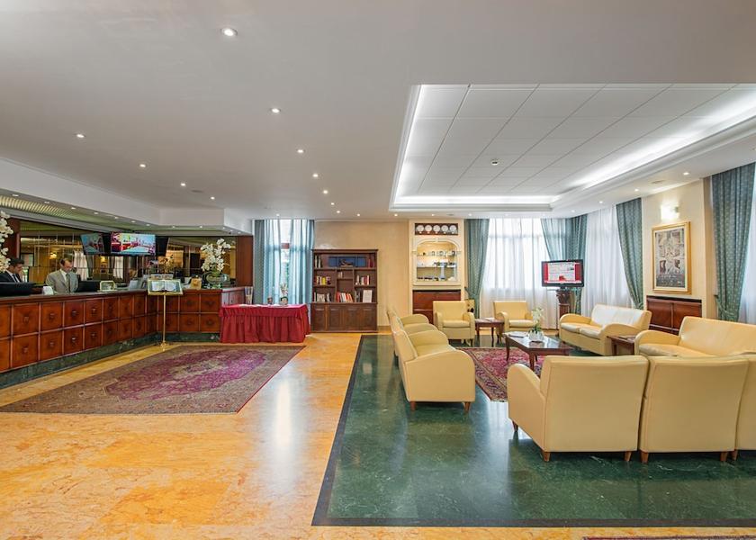 Lombardy Cesano Maderno Lobby