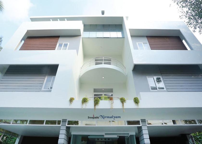 Kerala Guruvayur Hotel Exterior