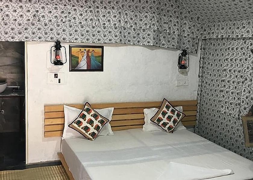 Himachal Pradesh Dharamshala Room