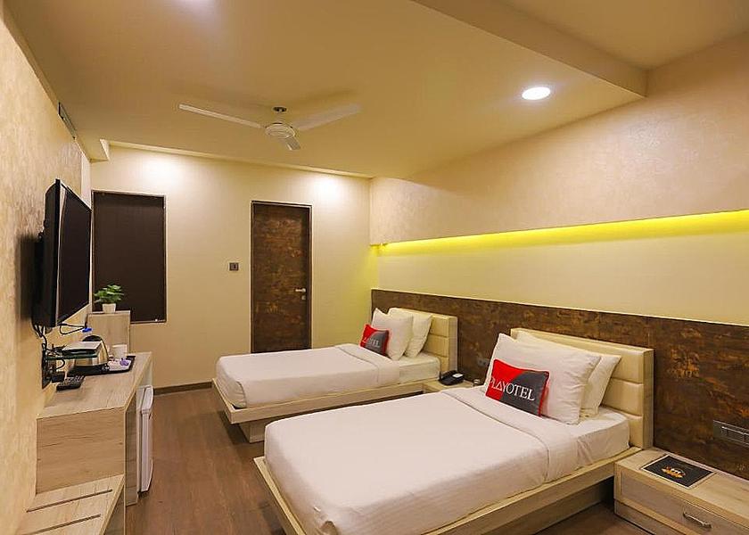 Madhya Pradesh Indore Play Deluxe