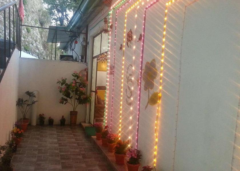 Uttarakhand Lansdowne Hotel Exterior