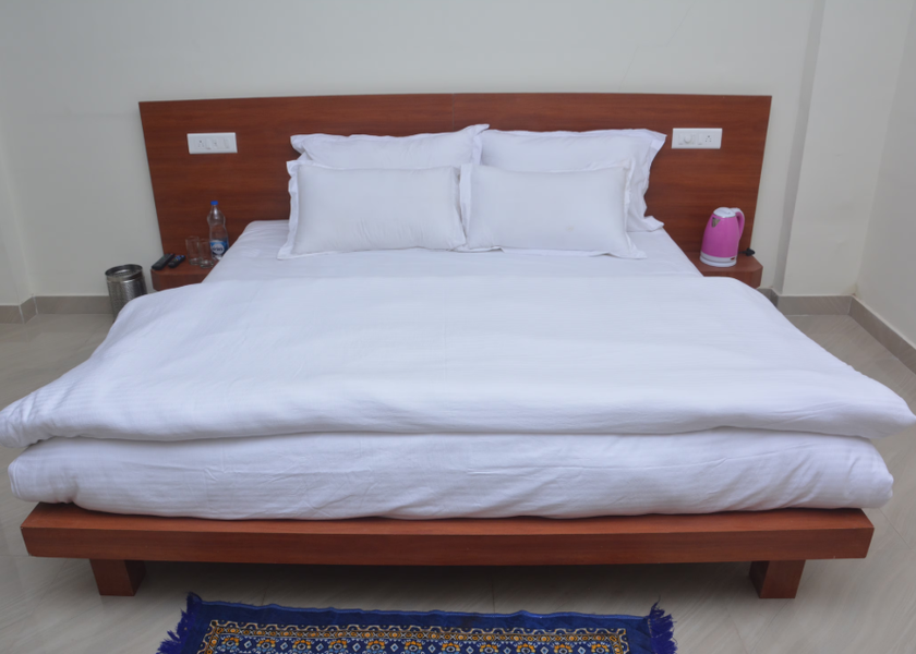 Uttarakhand Lansdowne Deluxe Room