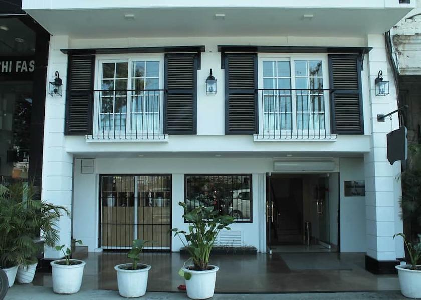 Uttarakhand Dehradun Hotel Exterior
